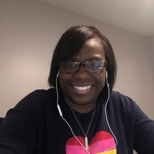 Meet your Posher, Adriane